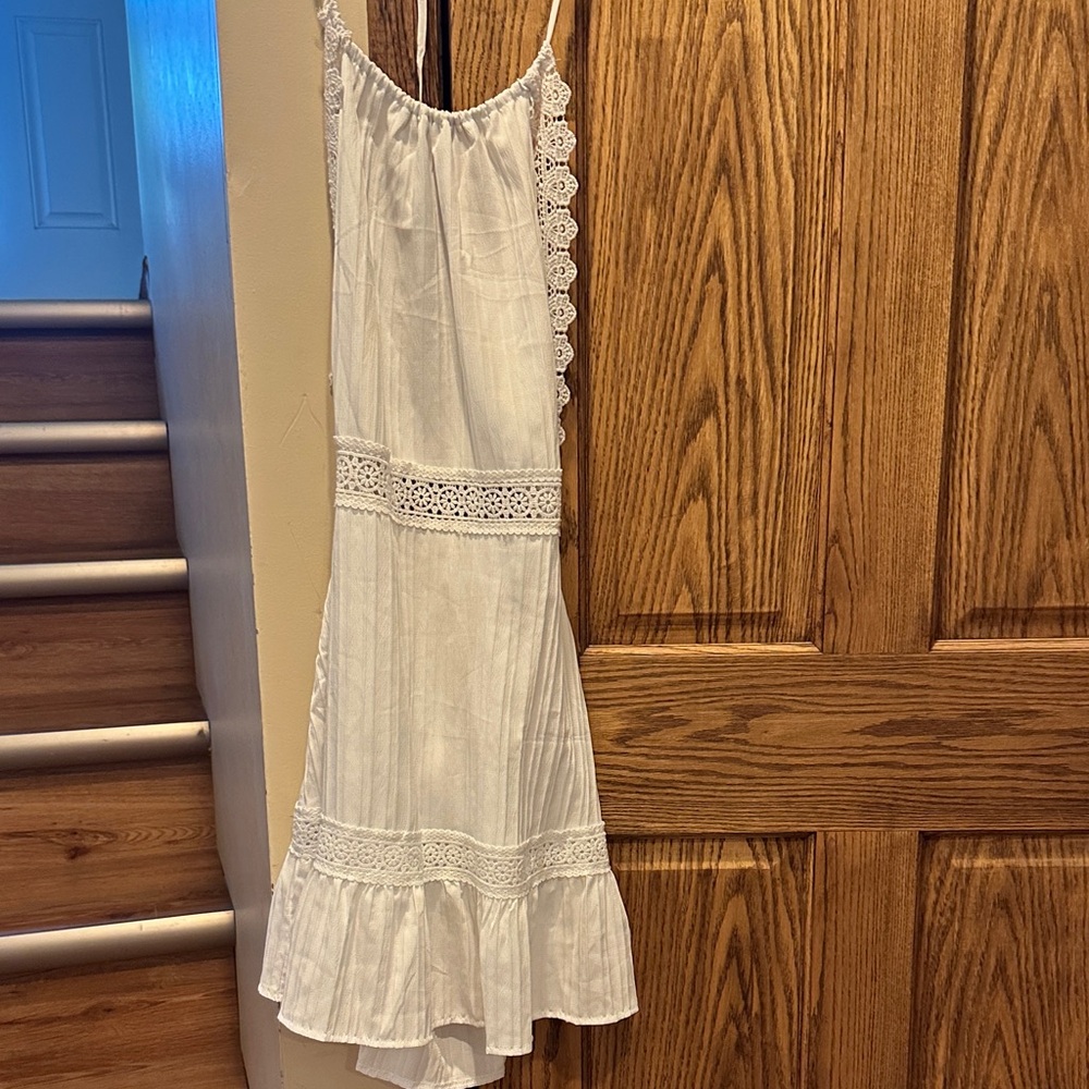 Chic Strapless White Lace Dress